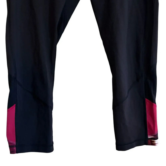 Lululemon Size 12 Pace Rival Crop Pigment Wind Berry Rumble Black Multi Leggings - Picture 3 of 7